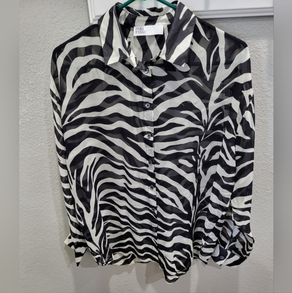 NWOT Pari Passu Silk Button Up Blouse - Picture 2 of 7